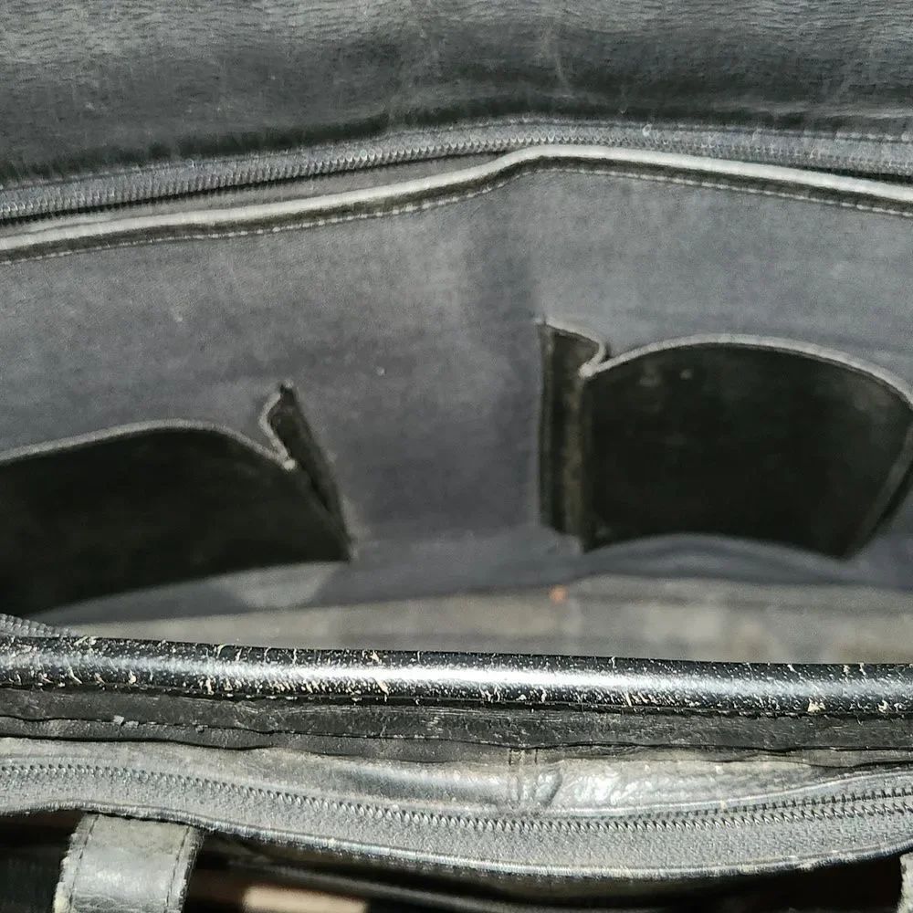 Vintage Black Leather Briefcase Bag - Picture 5 of 8
